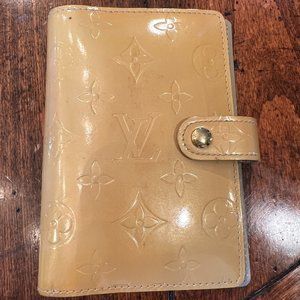 AUTHENTIC Louis Vuitton Agenda